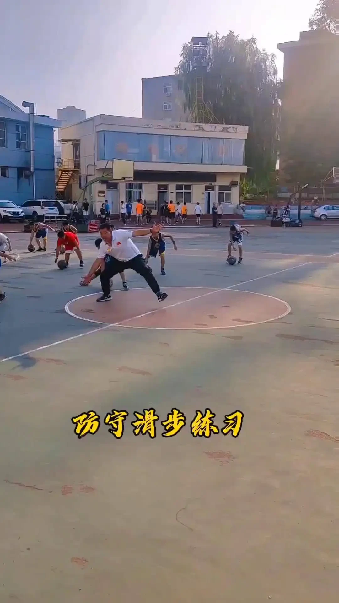 为什么互动训练有助于提高篮球比赛表现_0